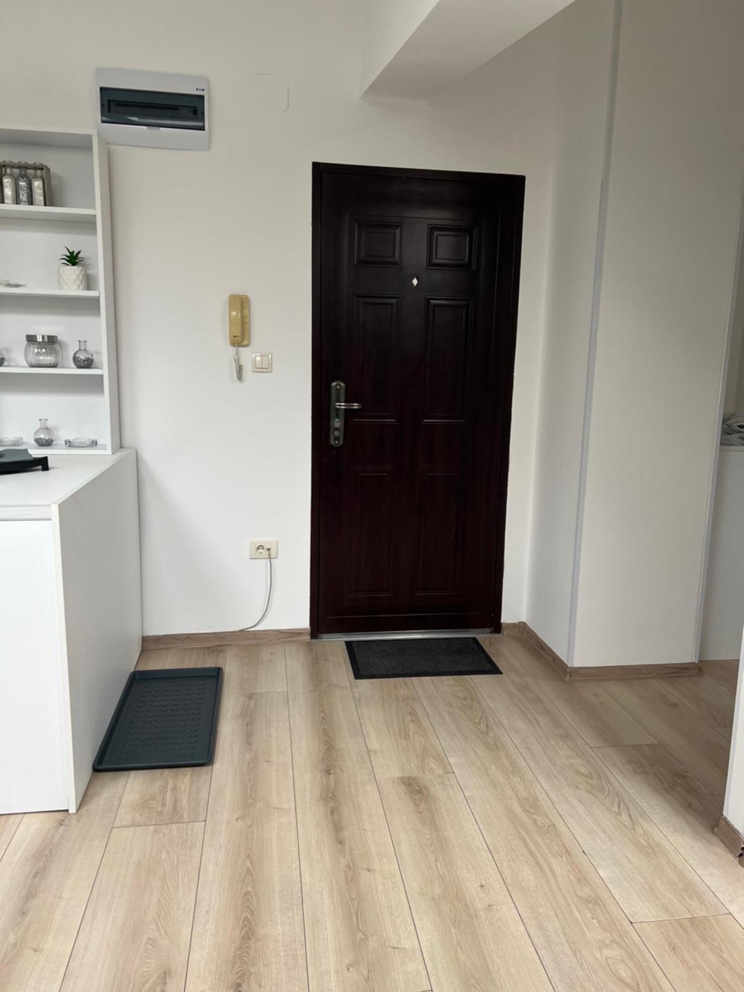 Apartment J.J Pozsarevác Kültér fotó